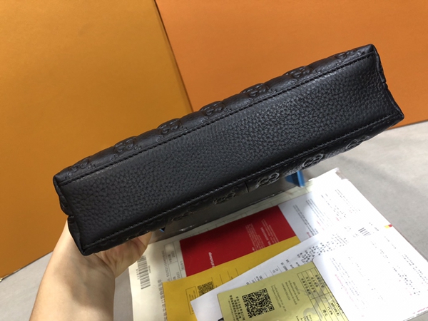 スーパーコピーブランドバッグ内部構造